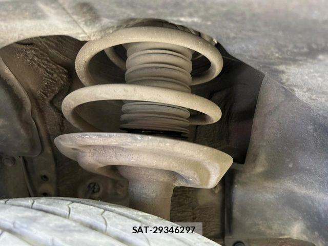 Toyota RAV4 2019-07 6614389-19