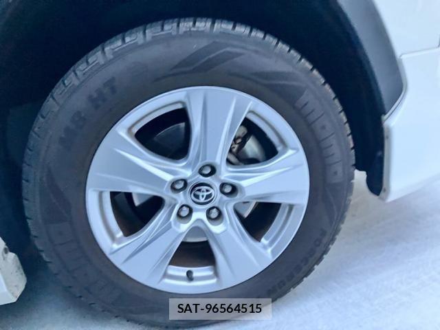 Toyota RAV4 2020-07 6642299-7