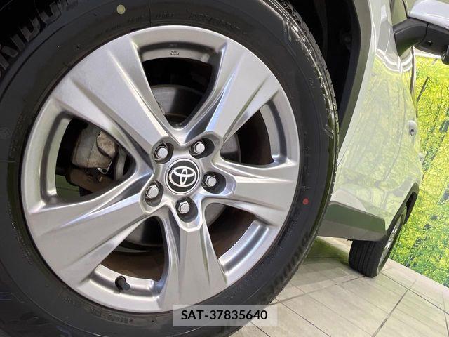 Toyota RAV4 2022-12 6677702-12