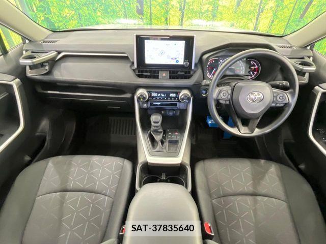 Toyota RAV4 2022-12 6677702-1