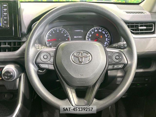 Toyota RAV4 2019-11 6816803-10