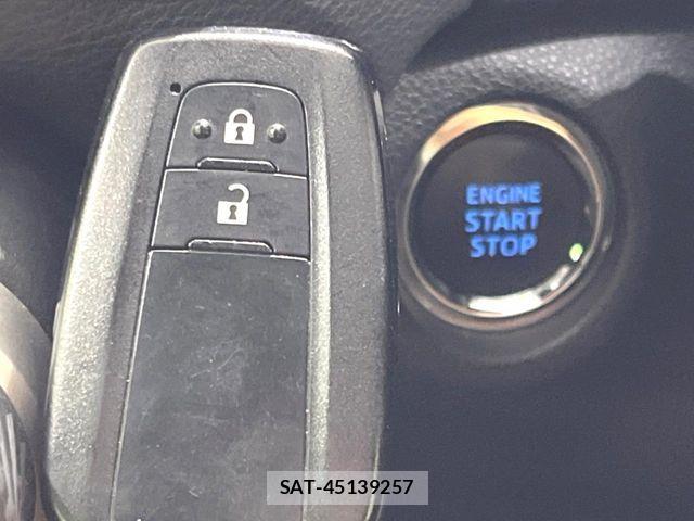 Toyota RAV4 2019-11 6816803-6