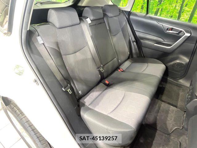 Toyota RAV4 2019-11 6816803-8
