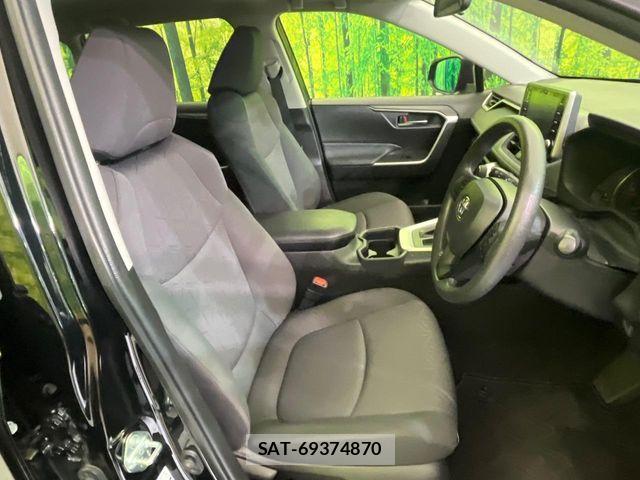 Toyota RAV4 2021-02 6816801-7