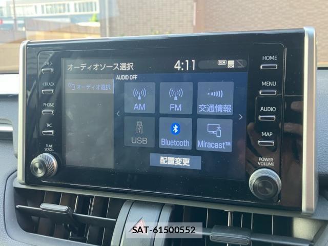 Toyota RAV4 2021-11 6911835-14