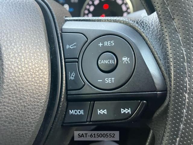 Toyota RAV4 2021-11 6911835-20