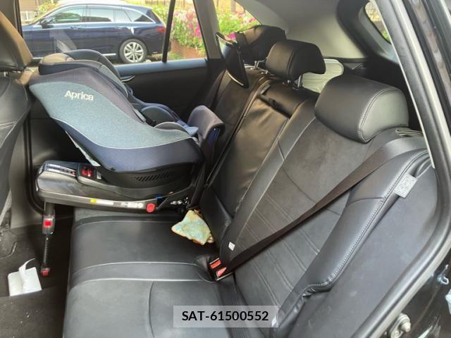 Toyota RAV4 2021-11 6911835-8