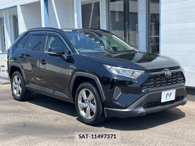 Toyota RAV4 2020-10 7021369-15