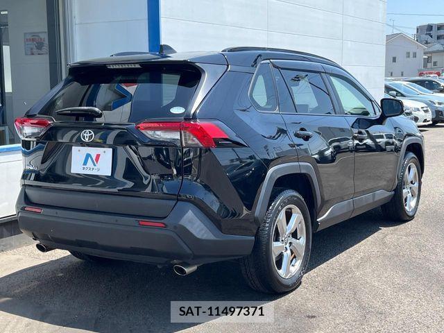 Toyota RAV4 2020-10 7021369-16