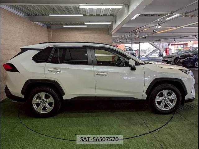 Toyota RAV4 2020-10 7224063-17