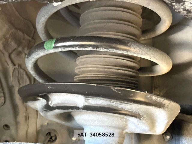 Toyota RAV4 2019-09 7218013-17