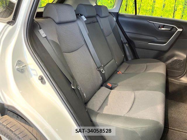 Toyota RAV4 2019-09 7218013-8