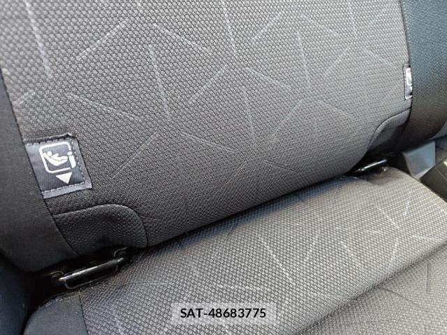 Toyota RAV4 2020-06 7224061-22