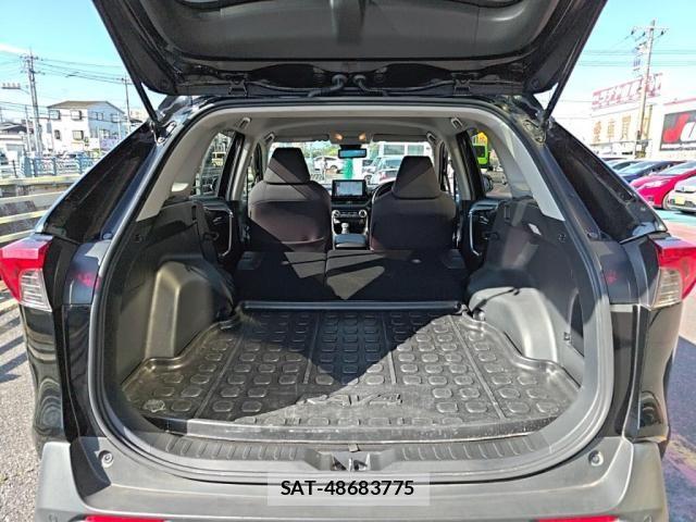 Toyota RAV4 2020-06 7224061-26