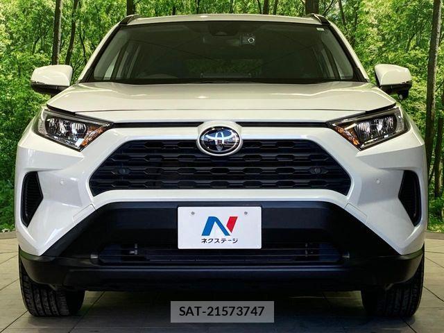Toyota RAV4 2023-04 7250239-13