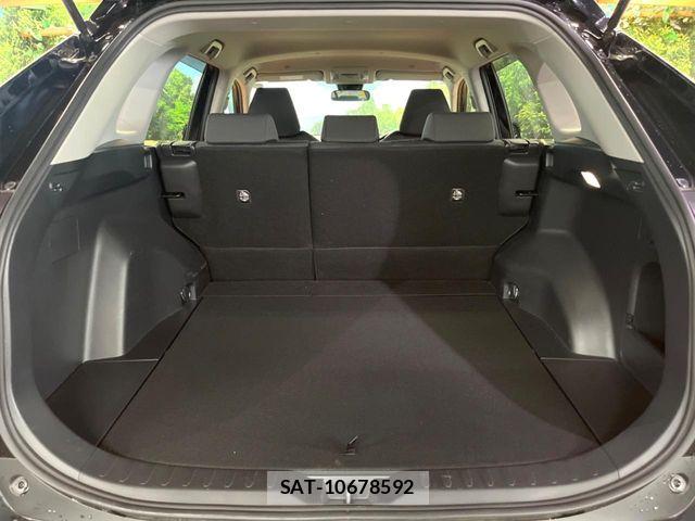 Toyota RAV4 2024-06 7272798-10
