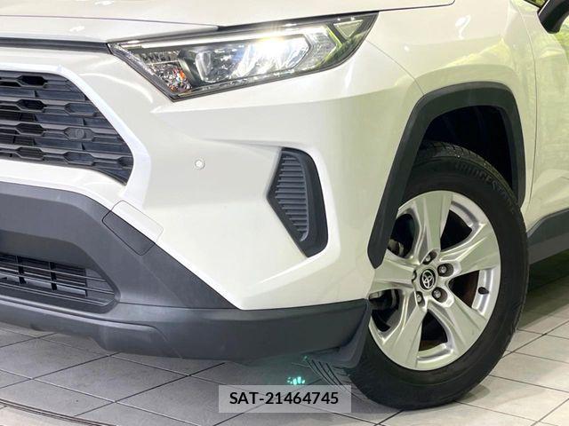 Toyota RAV4 2021-09 7359516-11