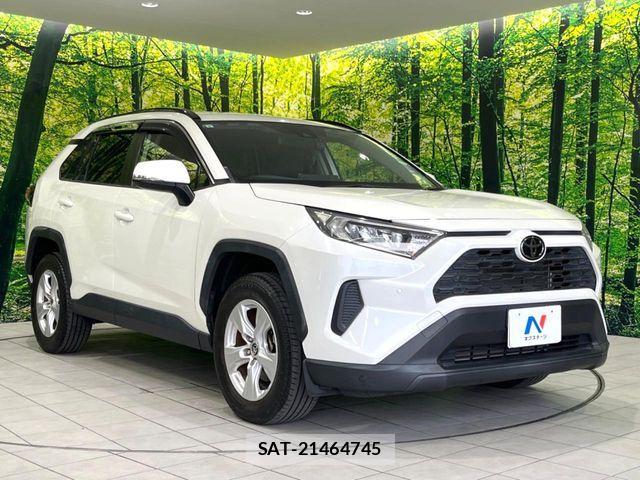 Toyota RAV4 2021-09 7359516-15