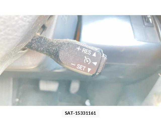 Toyota RAV4 2011-09 7359517-16