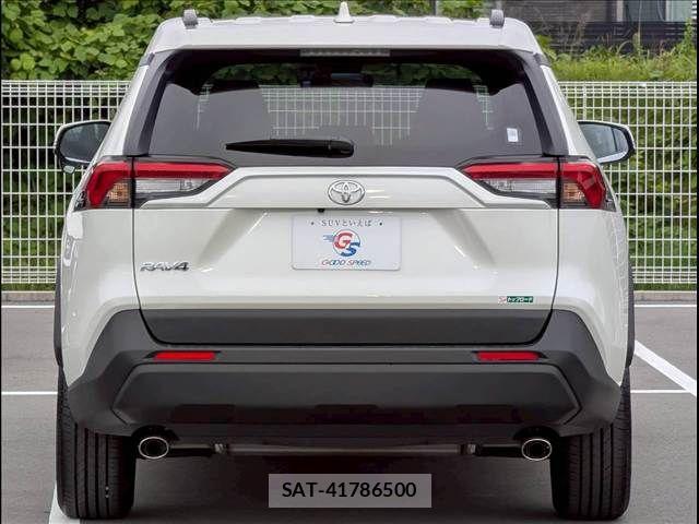 Toyota RAV4 2019-07 7359514-9