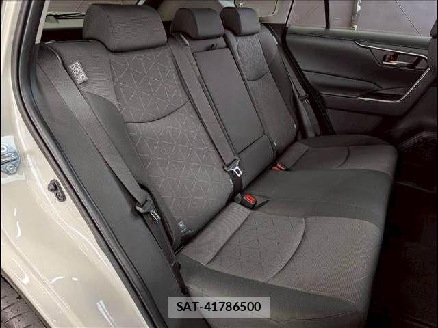 Toyota RAV4 2019-07 7359514-5