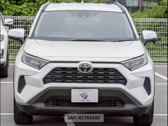 Toyota RAV4 2019-07 7359514-8