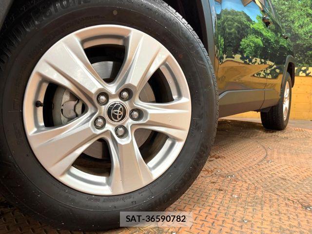 Toyota RAV4 2019-07 7359510-11