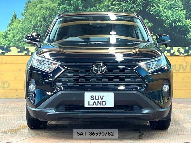 Toyota RAV4 2019-07 7359510-12