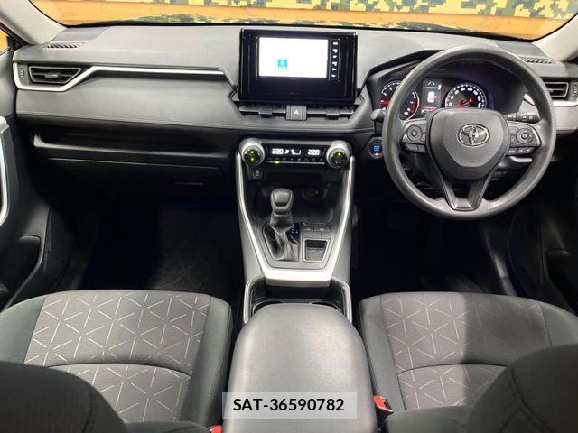 Toyota RAV4 2019-07 7359510-1