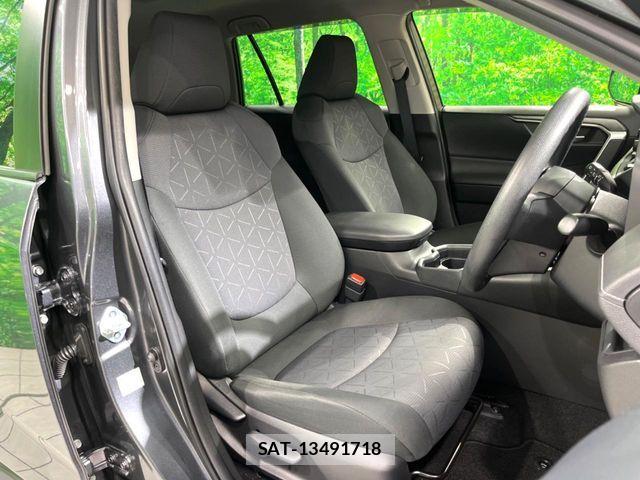 Toyota RAV4 2021-08 7359515-9