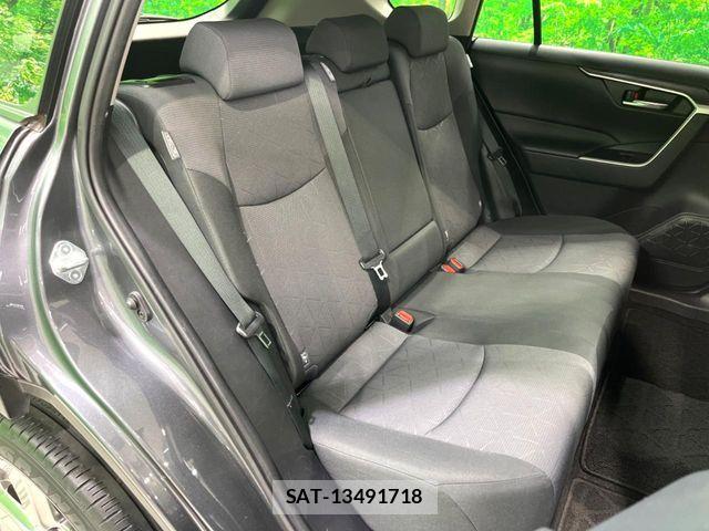 Toyota RAV4 2021-08 7359515-10