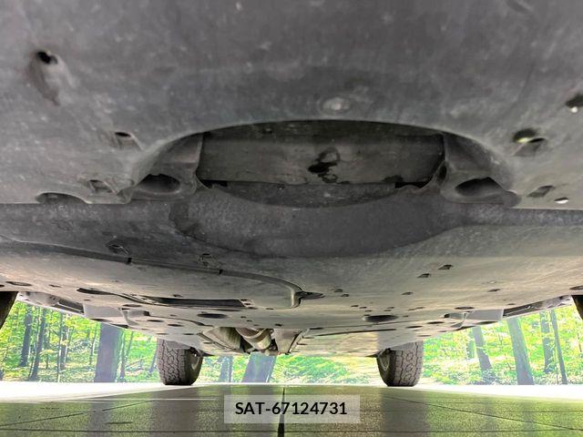 Toyota RAV4 2019-11 7393815-18