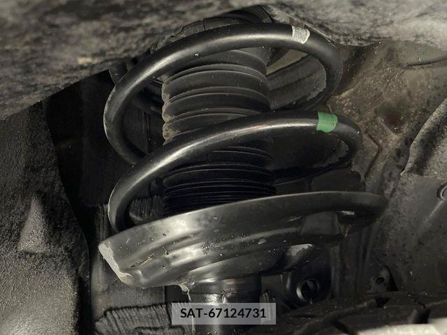 Toyota RAV4 2019-11 7393815-19