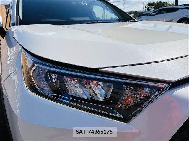Toyota RAV4 2020-06 7457181-21
