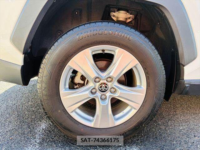 Toyota RAV4 2020-06 7457181-24