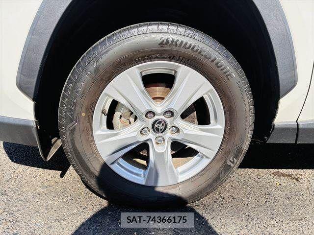 Toyota RAV4 2020-06 7457181-26