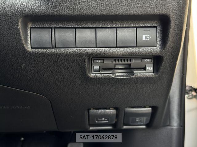 Toyota RAV4 2020-12 7457179-12