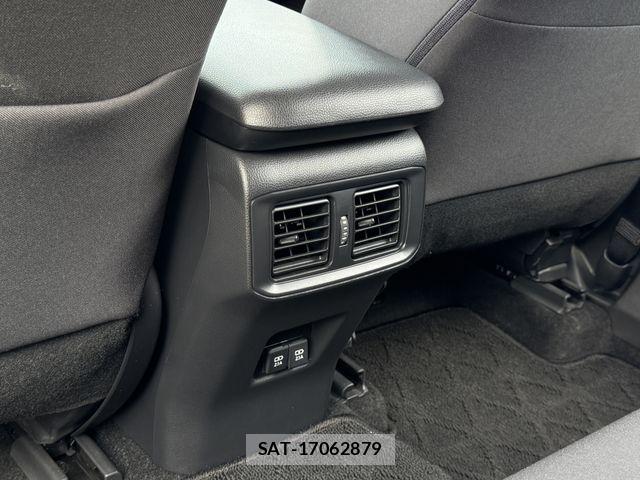 Toyota RAV4 2020-12 7457179-15