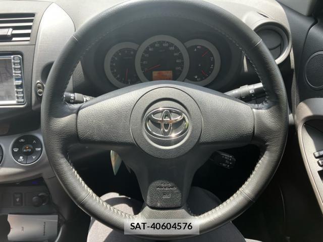 Toyota RAV4 2006-03 7457183-18