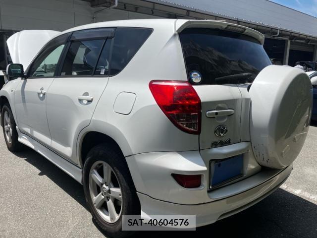 Toyota RAV4 2006-03 7457183-3