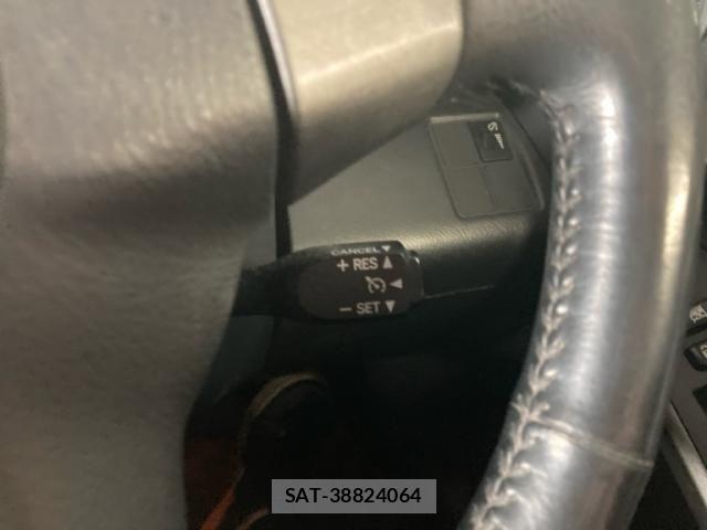 Toyota RAV4 2011-06 7457182-16