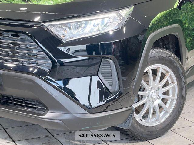 Toyota RAV4 2019-05 7502527-11