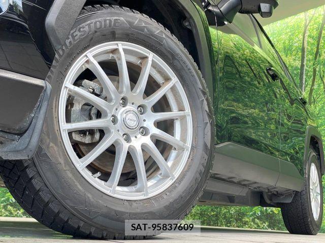 Toyota RAV4 2019-05 7502527-12