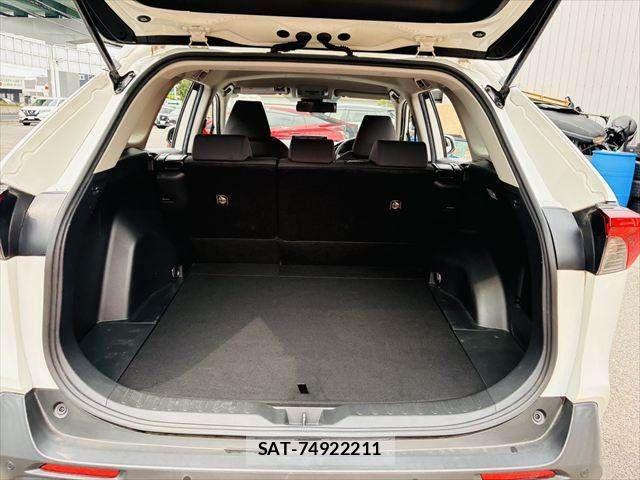 Toyota RAV4 2020-07 7502526-9