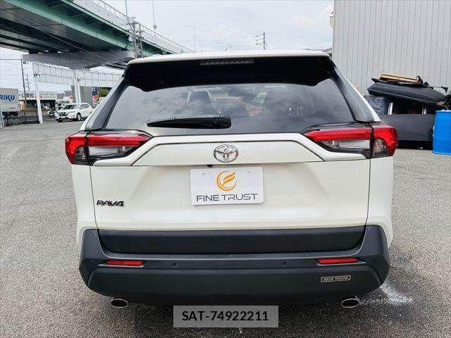 Toyota RAV4 2020-07 7502526-17