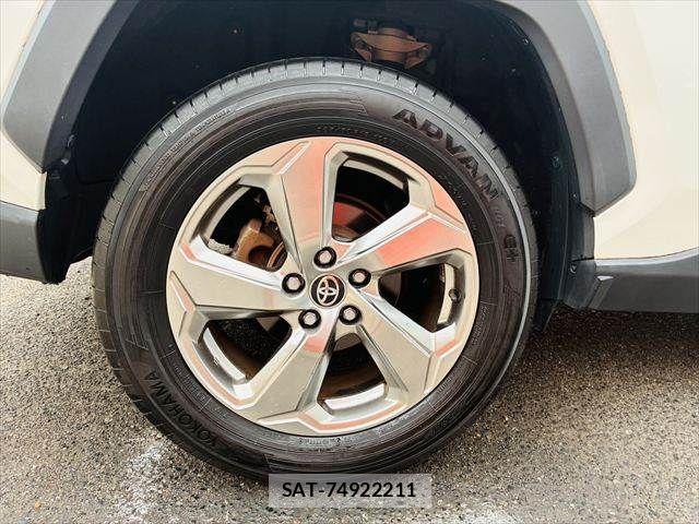 Toyota RAV4 2020-07 7502526-24