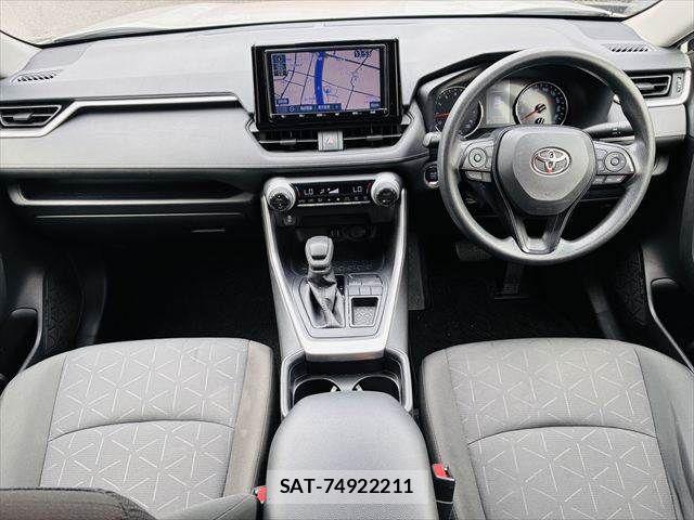 Toyota RAV4 2020-07 7502526-2