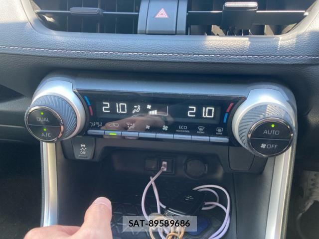 Toyota RAV4 2021-08 7502529-23