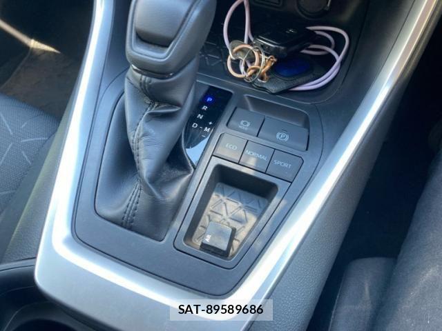 Toyota RAV4 2021-08 7502529-24