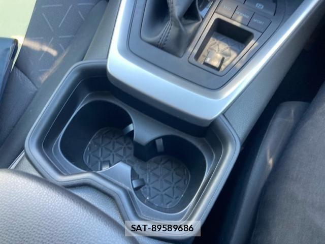 Toyota RAV4 2021-08 7502529-25